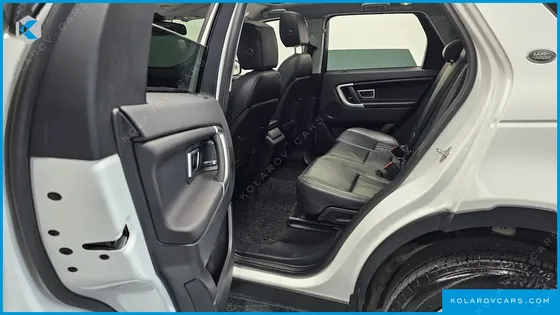 LAND ROVER DISCOVERY SPORT 2.0 TD4 SE (150PS)