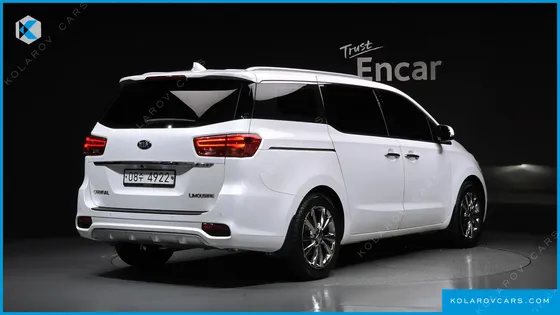 KIA CARNIVAL 7-SEATER LIMOUSINE