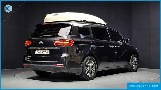 KIA CARNIVAL 11-SEATER PRESTIGE