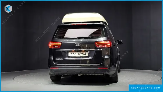KIA CARNIVAL 11-SEATER PRESTIGE