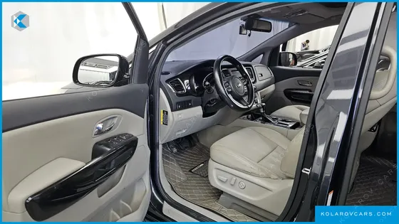 KIA CARNIVAL 11-SEATER PRESTIGE