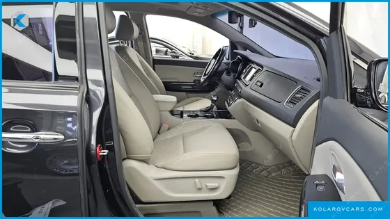 KIA CARNIVAL 11-SEATER PRESTIGE