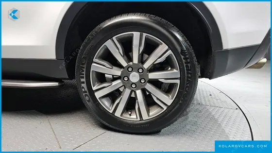 LAND ROVER DISCOVERY SPORT 2.0 TD4 HSE LUXURY
