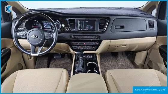 KIA CARNIVAL 9-SEATER PRSTIGE