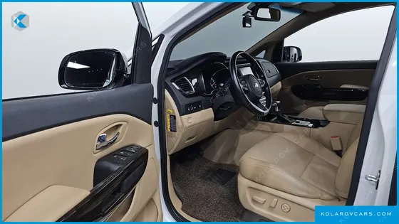 KIA CARNIVAL 9-SEATER PRSTIGE