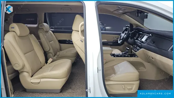 KIA CARNIVAL 9-SEATER PRSTIGE