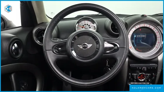 MINI COUNTRYMAN STANDARD
