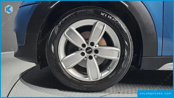 MINI COUNTRYMAN STANDARD