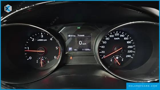 KIA CARNIVAL 9-SEATER NOBLESSE SPECIAL