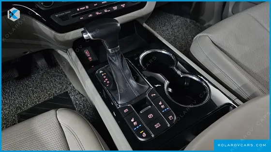 KIA CARNIVAL 9-SEATER NOBLESSE SPECIAL