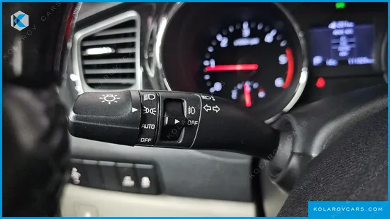 KIA CARNIVAL 9-SEATER NOBLESSE SPECIAL