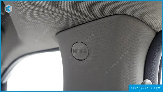 KIA CARNIVAL 9-SEATER NOBLESSE SPECIAL