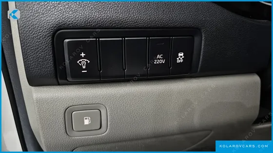 KIA CARNIVAL 9-SEATER NOBLESSE SPECIAL