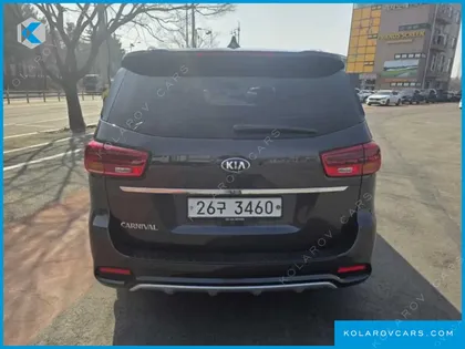 KIA CARNIVAL 9-SEATER NOBLESSE SPECIAL