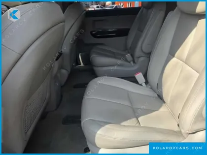 KIA CARNIVAL 9-SEATER NOBLESSE SPECIAL
