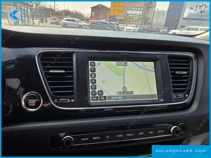KIA CARNIVAL 9-SEATER NOBLESSE SPECIAL