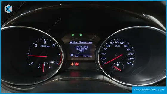 KIA CARNIVAL 9-SEATER PRSTIGE