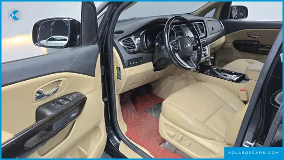 KIA CARNIVAL 9-SEATER PRSTIGE