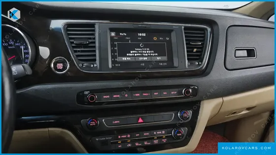 KIA CARNIVAL 9-SEATER PRSTIGE