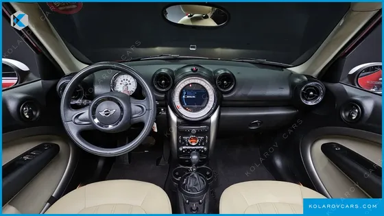 MINI COUNTRYMAN STANDARD