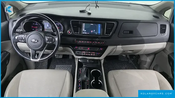 KIA CARNIVAL 9-SEATER LUXURY