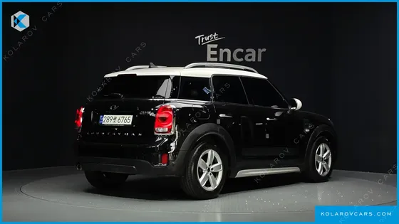 MINI COUNTRYMAN STANDARD