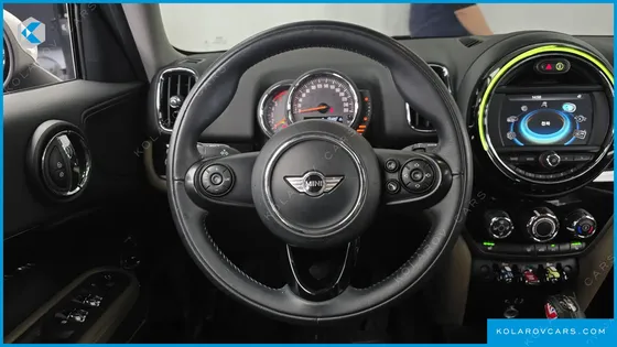 MINI COUNTRYMAN STANDARD