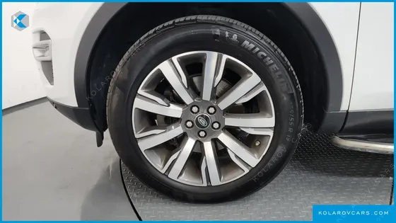 LAND ROVER DISCOVERY SPORT 2.0 TD4 HSE LUXURY