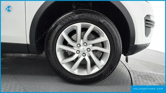 LAND ROVER DISCOVERY SPORT 2.0 TD4 SE