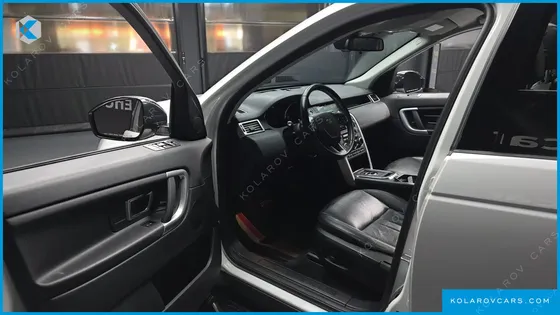 LAND ROVER DISCOVERY SPORT 2.0 TD4 SE (150PS)