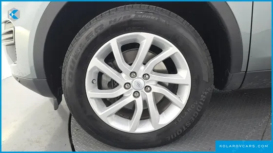 LAND ROVER DISCOVERY SPORT 2.0 TD4 SE (150PS)