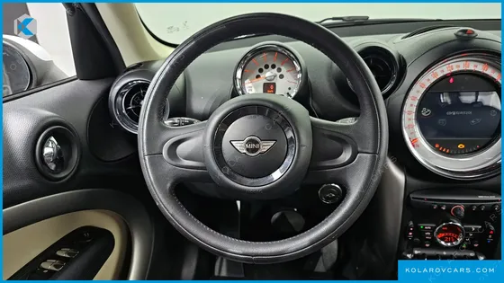 MINI COUNTRYMAN STANDARD