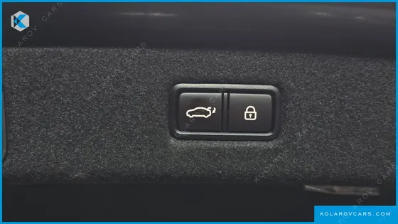 GENESIS EQ900 3.8 GDI AWD