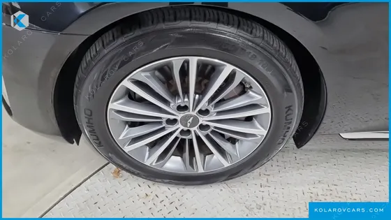 GENESIS EQ900 3.8 GDI AWD