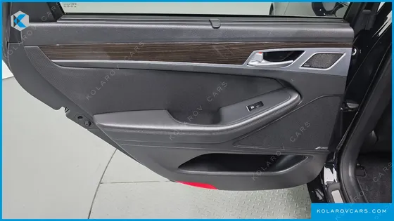 GENESIS G80 3.8 GDI