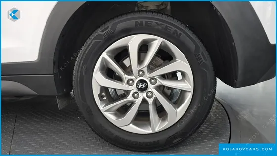 HYUNDAI TUCSON DIESEL 2.0 2WD