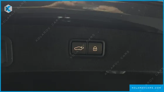 GENESIS EQ900 3.8 GDI AWD