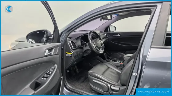 HYUNDAI TUCSON DIESEL 2.0 2WD