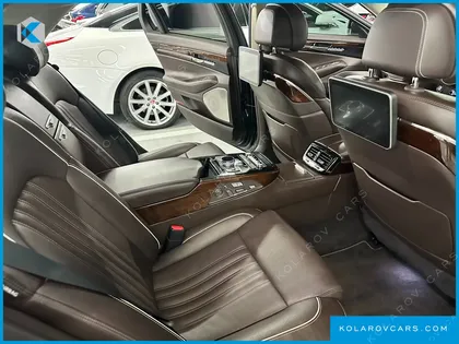 GENESIS EQ900 5.0 GDI AWD