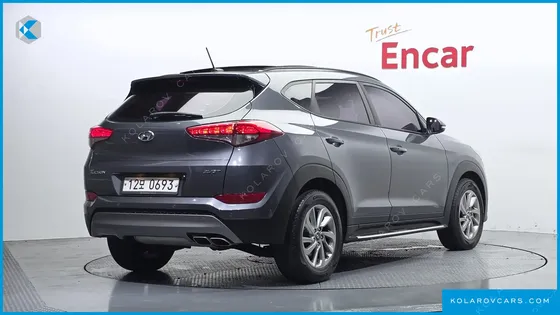 HYUNDAI TUCSON DIESEL 2.0 2WD