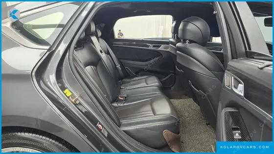 GENESIS G80 3.3 T-GDI AWD