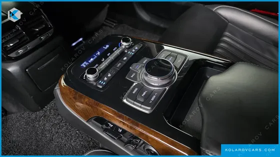GENESIS EQ900 5.0 GDI AWD
