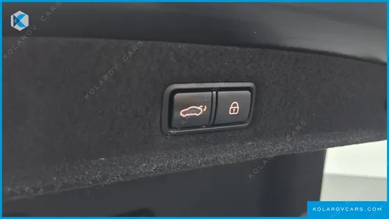 GENESIS EQ900 5.0 GDI AWD