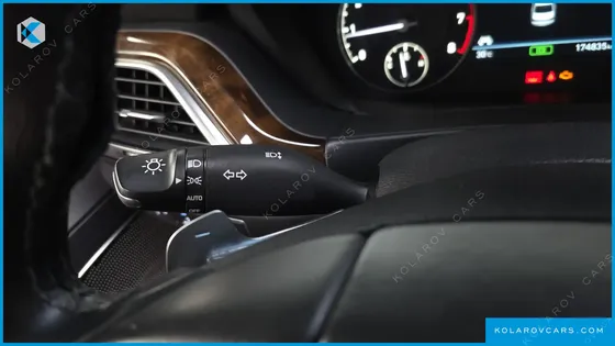 GENESIS EQ900 5.0 GDI AWD