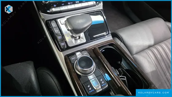 GENESIS EQ900 3.8 GDI AWD