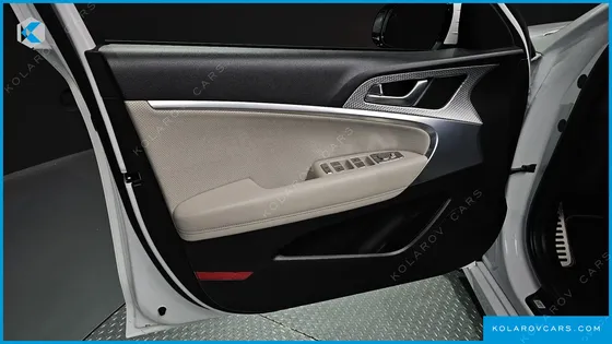 GENESIS G70 GASOLINE 2.0T 2WD