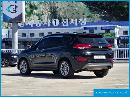 HYUNDAI TUCSON DIESEL 2.0 2WD