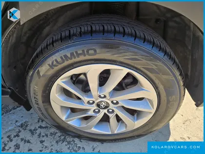 HYUNDAI TUCSON DIESEL 2.0 2WD