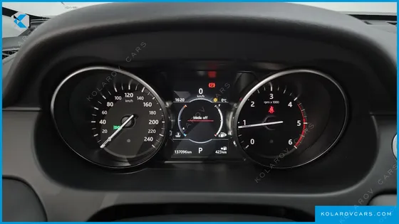 LAND ROVER DISCOVERY SPORT 2.0 TD4 HSE LUXURY
