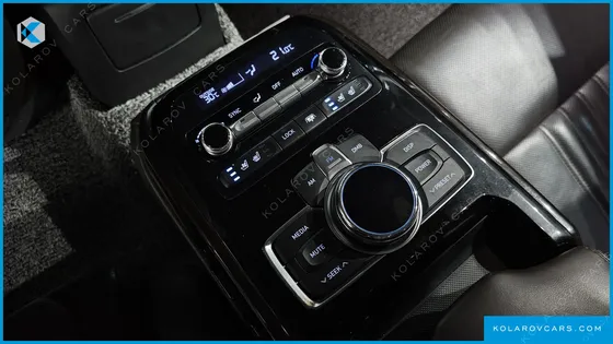 GENESIS EQ900 3.8 GDI AWD